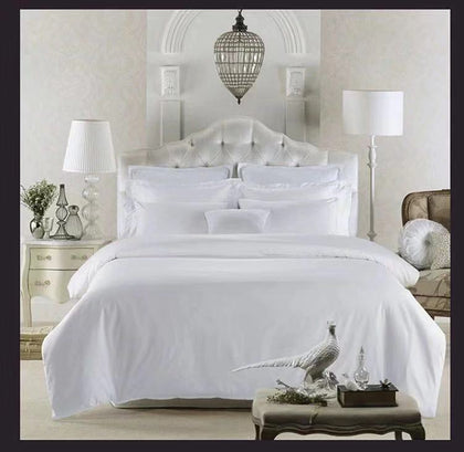 Duvet Cover  na shuka nyeupe cotton size 8 kwa 9 na foronya nne za mito. Hotel, BnB, Lodge & Apartment